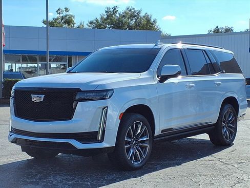 Used 2023 Cadillac Escalade Sport w/ Touring Package image 32