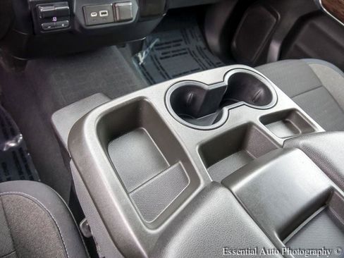 Used 2019 GMC Sierra 1500 Elevation w/ Elevation Value Package image 18