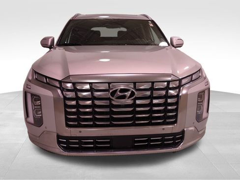 Used 2023 Hyundai Palisade Calligraphy image 10