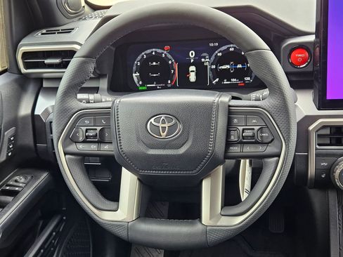 New 2026 Toyota 4Runner TRD Off-Road Premium AWD/4WD image 15