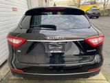 Used 2018 Maserati Levante image 6