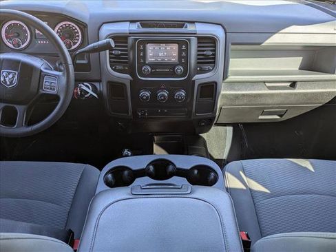 Used 2018 RAM 3500 Tradesman w/ Chrome Appearance Group image 15