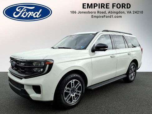 Certified 2025 Ford Expedition Active AWD/4WD image 1