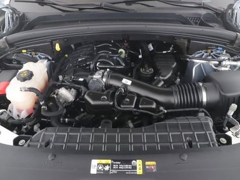 Used 2025 Jeep Grand Cherokee L Summit image 15