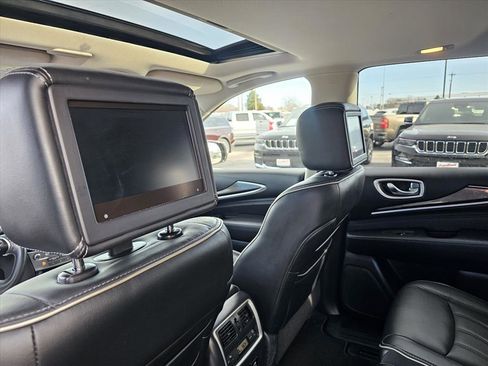 Used 2020 INFINITI QX60 Luxe w/ Essential Package image 16