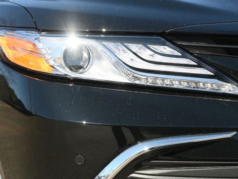 Used 2024 Toyota Camry XLE image 11