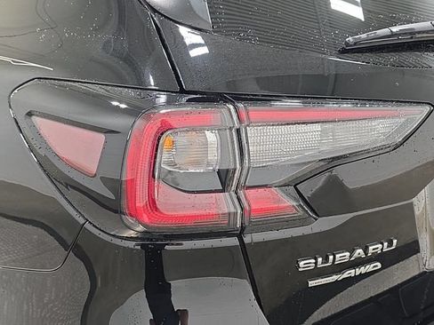 Used 2024 Subaru Outback Touring AWD/4WD image 32