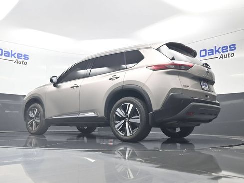 Used 2021 Nissan Rogue SL AWD/4WD image 43