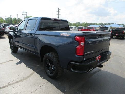 Certified 2019 Chevrolet Silverado 1500 LT Trail Boss AWD/4WD image 11