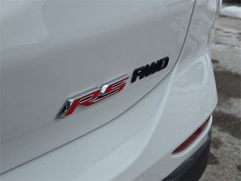 Used 2024 Chevrolet Equinox RS image 33