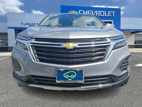 Certified 2024 Chevrolet Equinox LT FWD image 2
