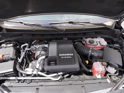 New 2026 GMC Yukon XL Denali w/ Denali Reserve Package AWD/4WD image 8