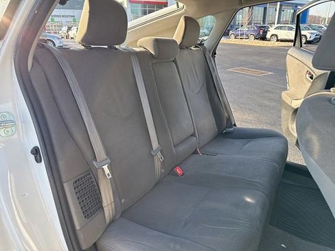Used 2014 Toyota Prius Four image 15