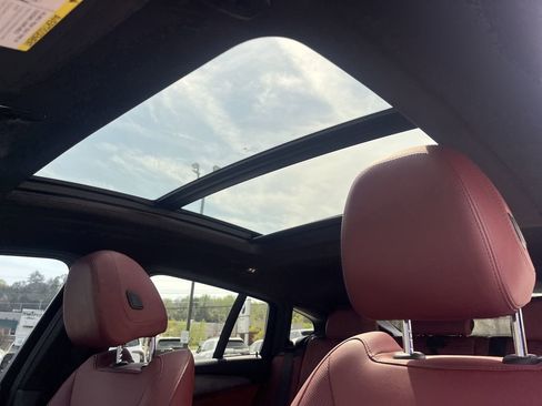 Used 2022 BMW X4 xDrive30i w/ M Sport Package 2 image 29