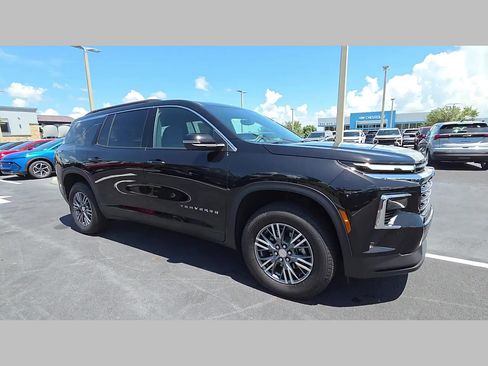 New 2026 Chevrolet Traverse LT w/ Driver Confidence Package FWD image 16