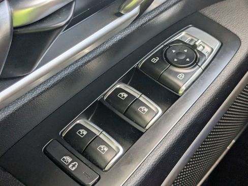 Used 2020 Kia Telluride LX FWD image 31