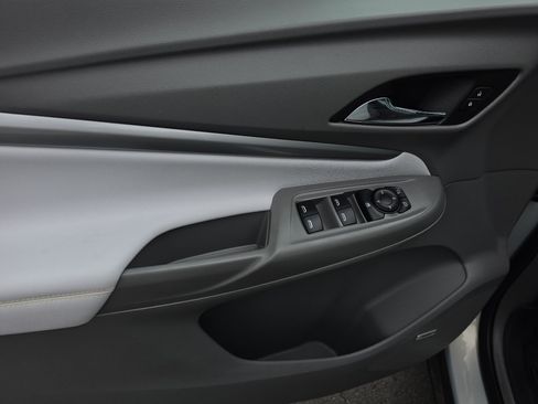Certified 2023 Chevrolet Bolt EUV Premier w/ Sun & Sound Package FWD image 12