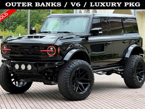 Used 2025 Ford Bronco Outer Banks image 1