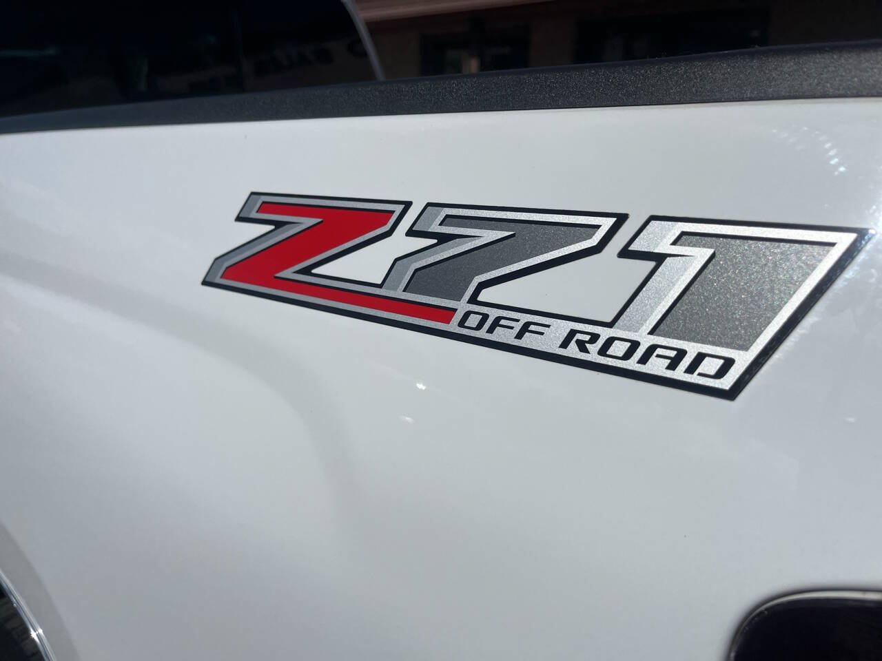 Used 2015 Chevrolet Silverado 2500 LTZ w/ LTZ Plus Package AWD/4WD image 9