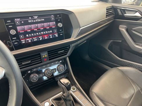 Certified 2024 Volkswagen Jetta SEL image 25