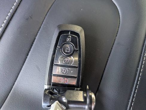Used 2025 Ford Expedition Max Platinum w/ Stealth Performance Package AWD/4WD image 36