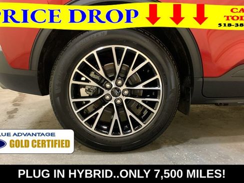 Certified 2026 Ford Escape SE FWD image 14