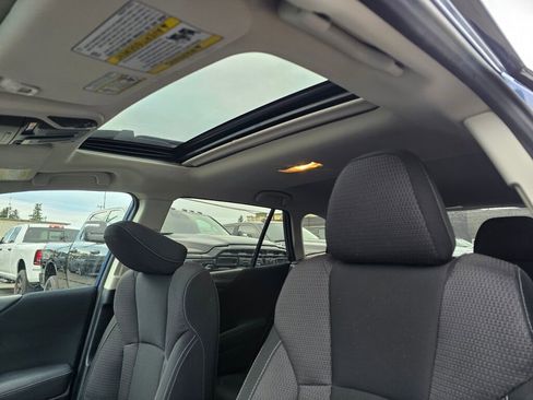 Used 2020 Subaru Outback Premium image 21