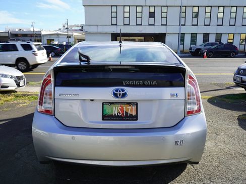 Used 2015 Toyota Prius Two FWD image 20