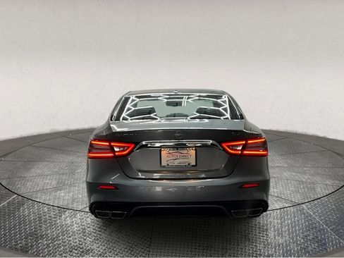 Used 2023 Nissan Maxima SV w/ Floor Mat Group image 7