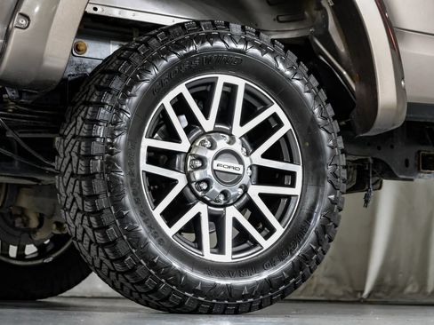Used 2019 Ford F250 Lariat w/ Lariat Value Package AWD/4WD image 55
