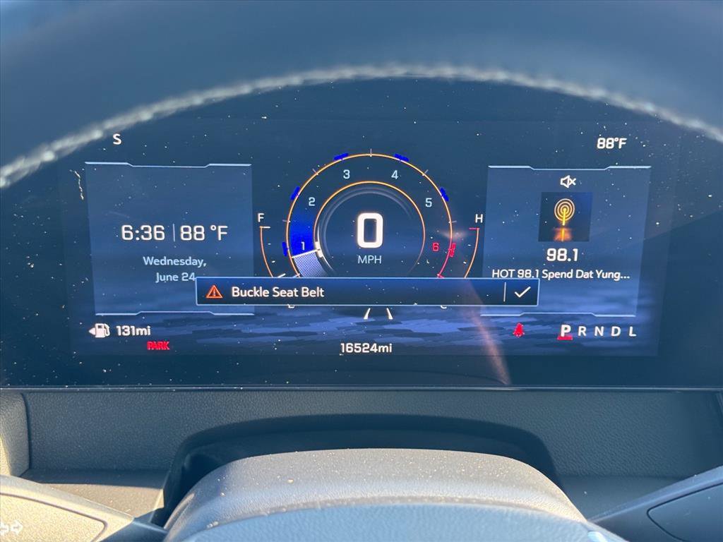 Used 2026 Chevrolet Traverse LT FWD image 19