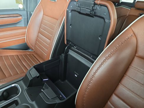 Used 2024 GMC Sierra 2500 Denali Ultimate image 29