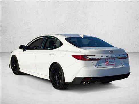 Certified 2025 Toyota Camry SE image 8