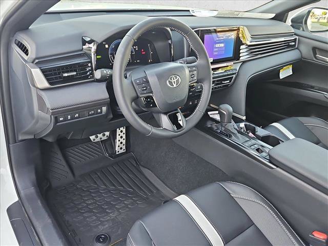 New 2026 Toyota Camry SE FWD image 3