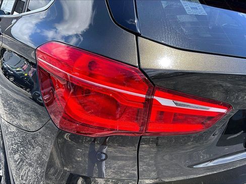 Used 2018 BMW X1 xDrive28i AWD/4WD image 23