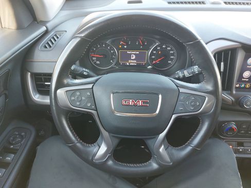 Used 2022 GMC Terrain AT4 image 16