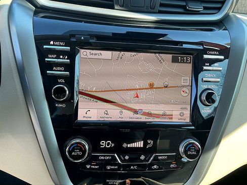 Certified 2024 Nissan Murano SL image 18