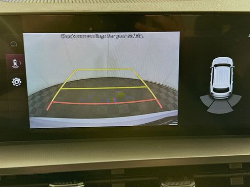 Used 2025 Kia Telluride S image 23