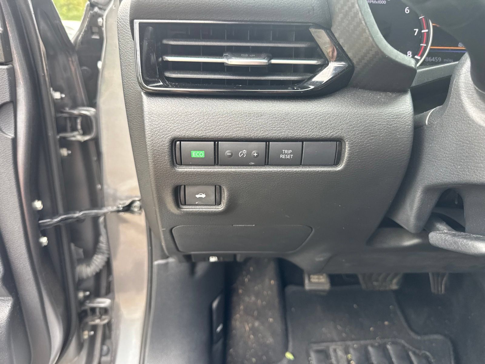 Used 2023 Nissan Sentra SR w/ Trunk Package FWD image 14