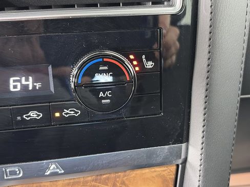 Certified 2024 Nissan Armada SL AWD/4WD image 26