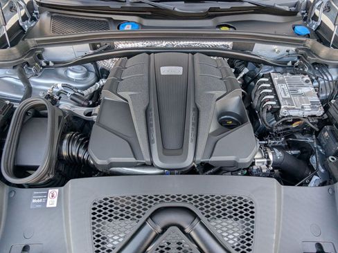 New 2026 Porsche Macan S image 28