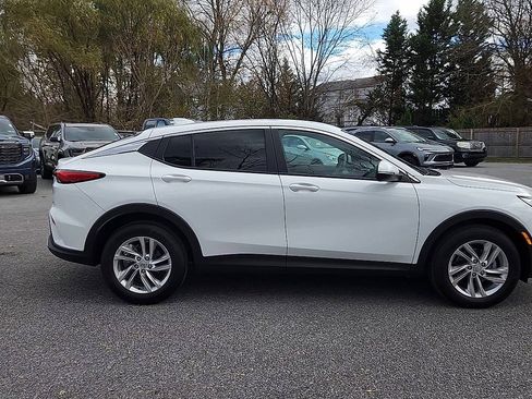 Certified 2024 Buick Envista Preferred image 9