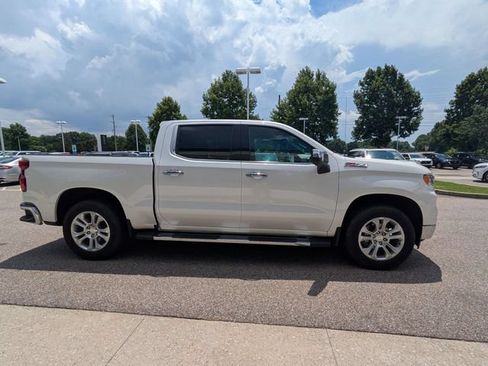 Used 2024 Chevrolet Silverado 1500 LTZ w/ Technology Package AWD/4WD image 8