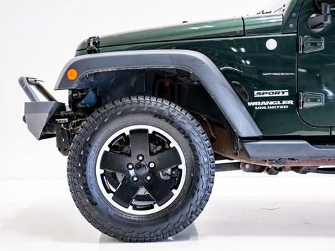 Used 2011 Jeep Wrangler Unlimited Sport AWD/4WD image 25