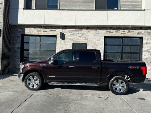 Used 2018 Ford F150 Lariat w/ Equipment Group 502A Luxury image 6
