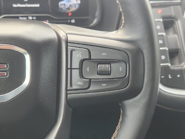 Used 2024 GMC Yukon AT4 w/ Technology Package AWD/4WD image 29