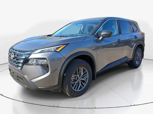 New 2026 Nissan Rogue S image 5