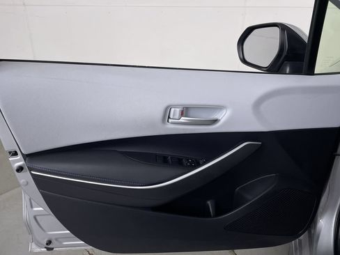 Used 2022 Toyota Corolla SE FWD image 10