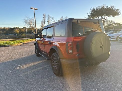 Certified 2024 Ford Bronco Black Diamond image 3