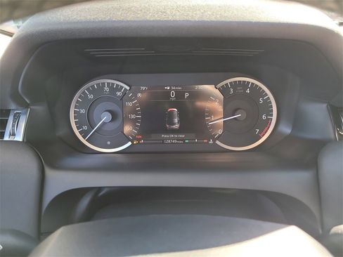 Used 2020 Land Rover Discovery Sport S image 29